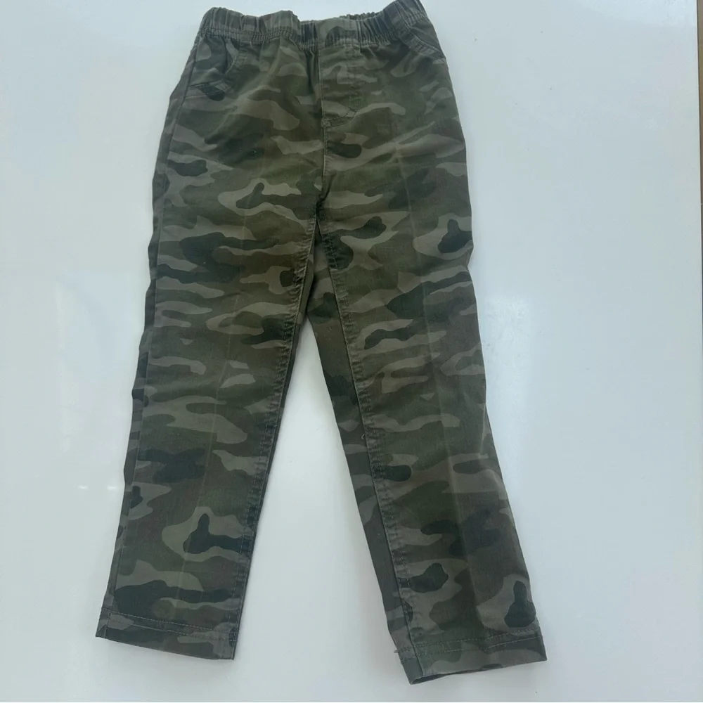 Carter’s Toddler Girls camo pants